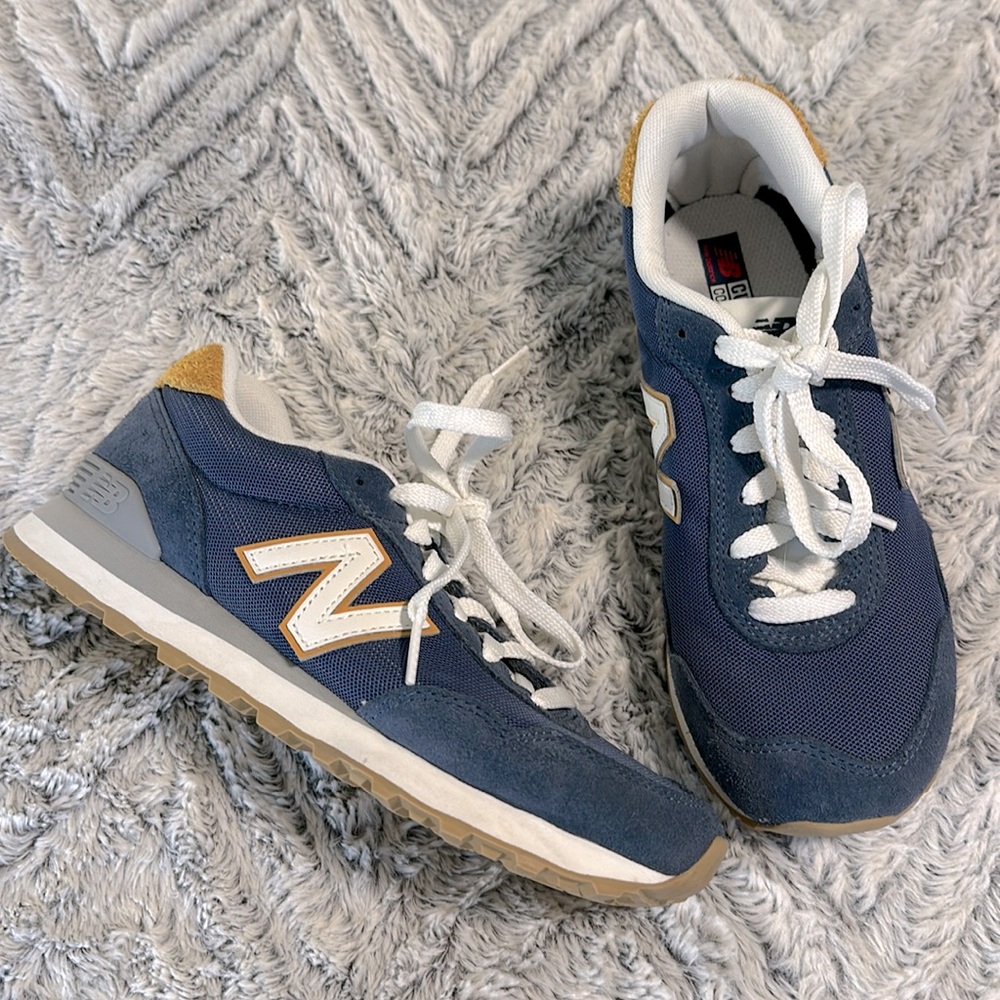 New Balance 515 V3 Classic women’s  Sneaker in vintage blue.